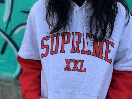 SUPREMEのシュプリーム