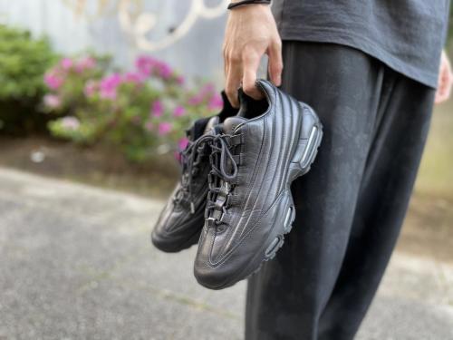 SUPREME×NIKEのシュプリーム × ナイキ