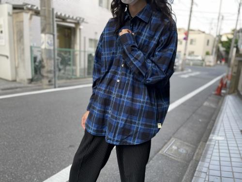 エス エス ズィー ビームスのニールシャツ