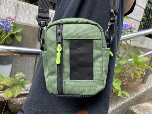 マイクロロゴクロスボディーバッグのレディース　下北　古着