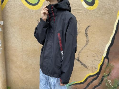 SUPREMEのシュプリーム