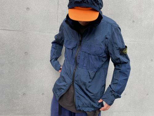 インポートブランドのSTONE ISLAND