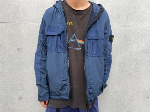 STONE ISLANDのストーンアイランド