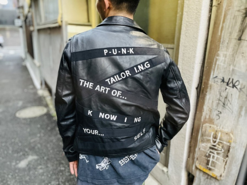 レアアイテムのAVEC CES FRERES BY ART COMES FIRST