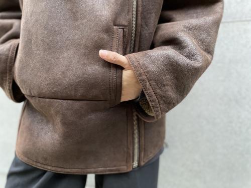 エンポリオアルマーニのムートン