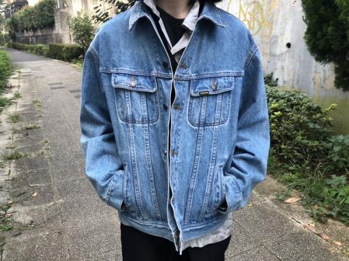 シュプリームのデニムトラッカージャケット