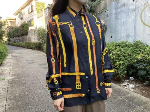 ベルト柄シルクシャツのレディース