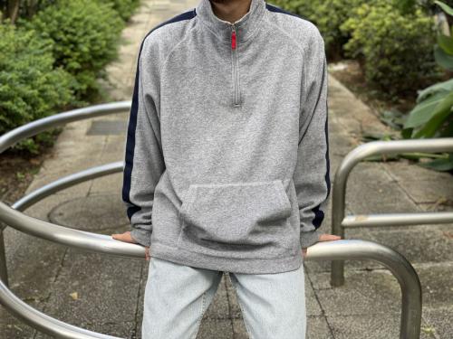 ハーフジップフリースシャツのメンズ
