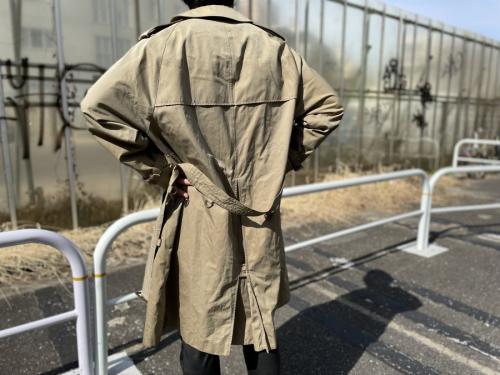 一枚袖トレンチコートの下北沢古着