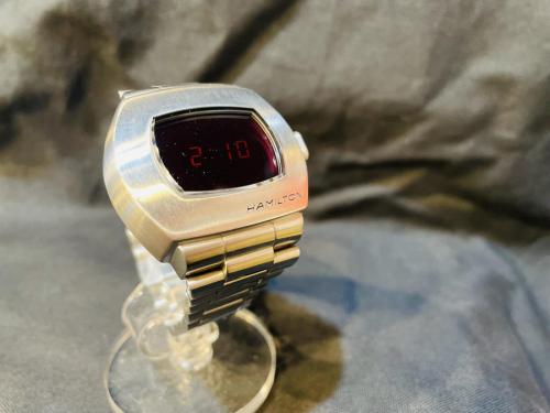 ハミルトンのパルサー 50周年記念