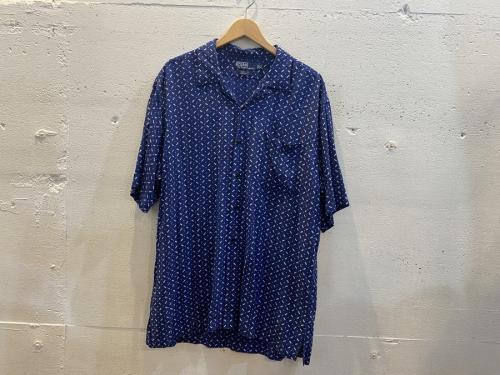 アロハシャツ　リネンシャツ　レーヨンシャツのコットンシャツ　オープンカラーシャツ