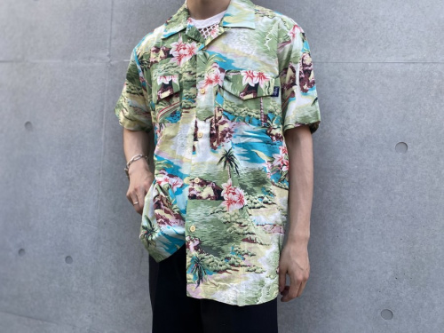 ストリートブランドのOLD STUSSY