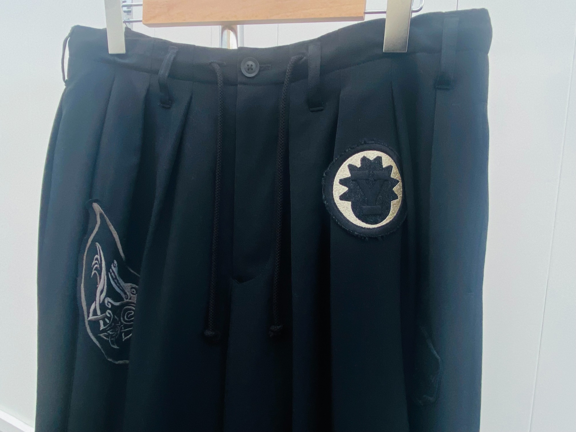 Yohji Yamamoto pour homme  パッチ付き バルーンパンツ Yohji Yamamoto pour homme パッチ付き バルーンパンツ