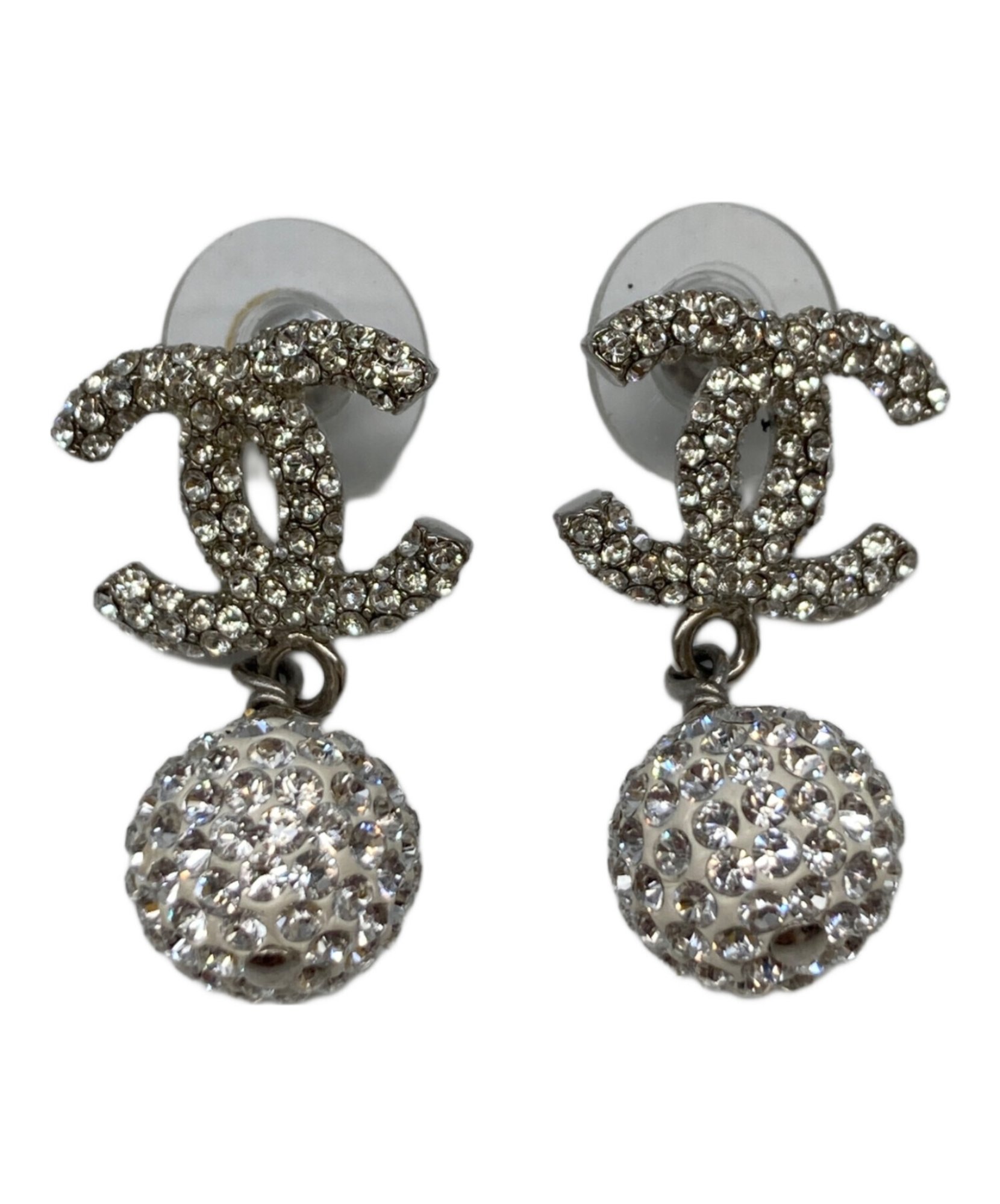CHANEL シルバー チャームピアス CHANEL / シャネル】ココマークスイングクリスタルボールチャーム