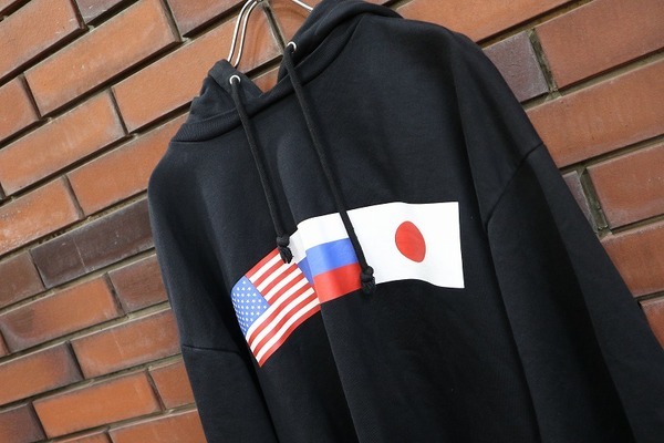 明確なテーマを持って服作りを行うロシアのブランドGosha Rubchinskiy