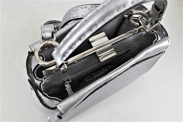 FENDI/フェンディ】ミニピーカブー セレリア 2wayショルダーバッグが