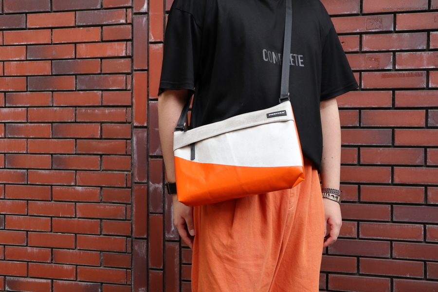 freitag フライターグ LOU  F553