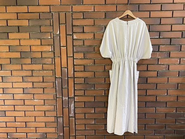 カジュアルブランド Ebure エブール よりアセテートポリハーフスリーブワンピースが買取入荷しました 21 04 27発行