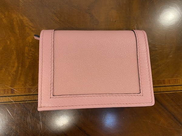 ラグジュアリーブランドアイテム【GUCCI / グッチ】オンライン