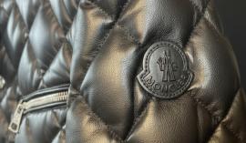 「ラグジュアリーブランドのMONCLER 」
