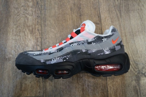 ナイキのアトモス