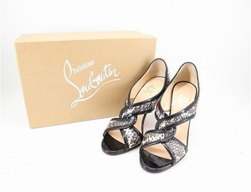 ラグジュアリーブランドのChristian Louboutin