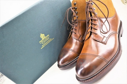 ドレスシューズのCrockett & Jones