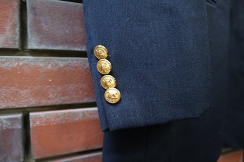 ポロ・ラルフローレンの紺ブレ