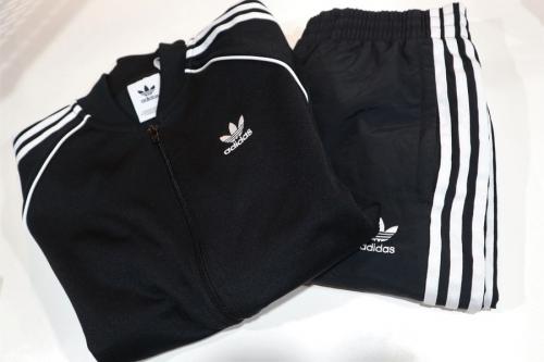 アディダスの古着買取