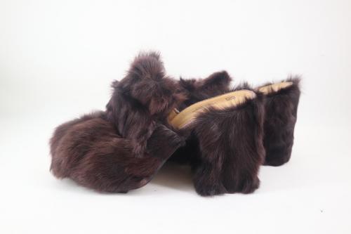 メゾン エウレカのファーサンダル