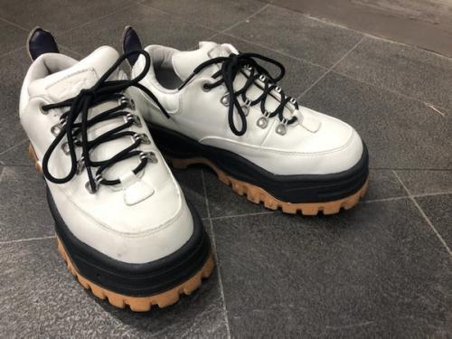 Eytysのエイティーズ