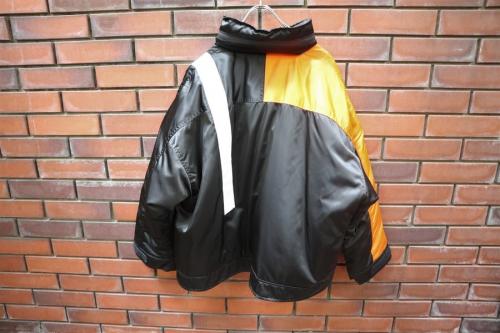 テンダーパーソンのブルゾン