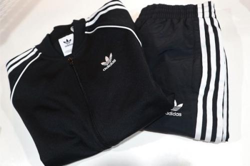 アディダスの古着買取