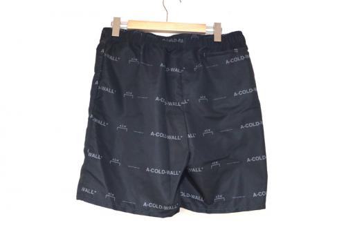 アコールドウォールのショーツ