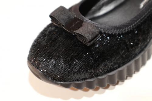 スニーカーの方南町