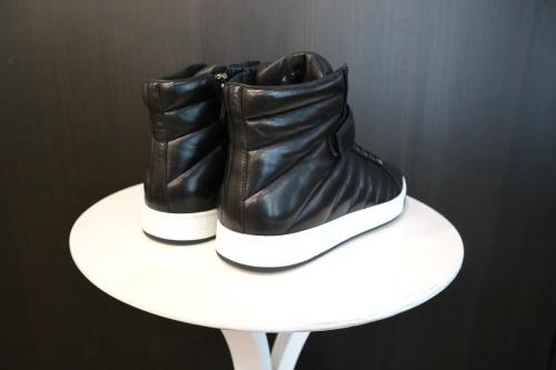 プラダのスニーカー