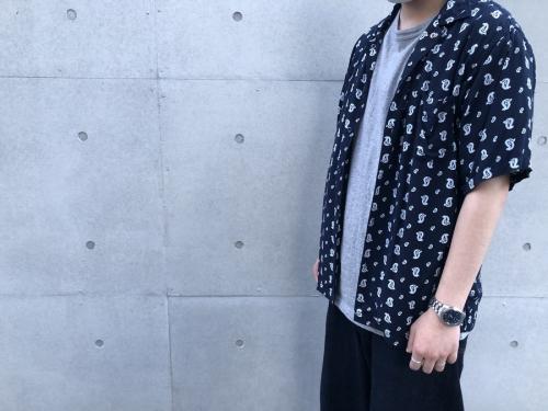 オープンカラーシャツのトレファクスタイル　方南町