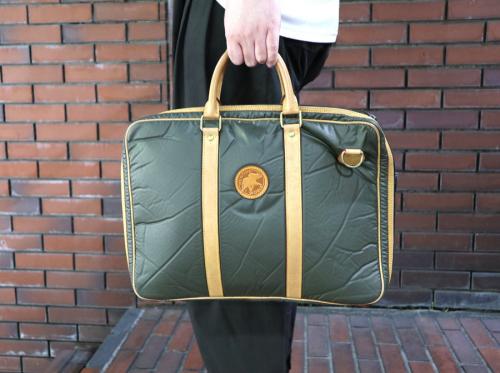 バチュークロスブリーフケースの方南町