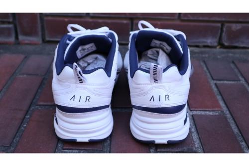 ナイキ×マーティンローズのAIR MONARCH Ⅳ