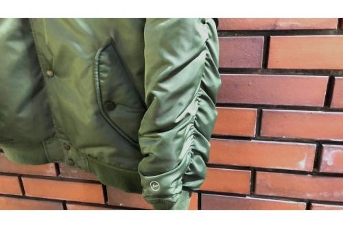 ステューシー×フラグメントのコラボMA-1ジャケット