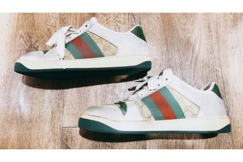 グッチのGGｷｬﾝﾊﾞｽ＆ﾚｻﾞｰ ｽﾆｰｶｰ