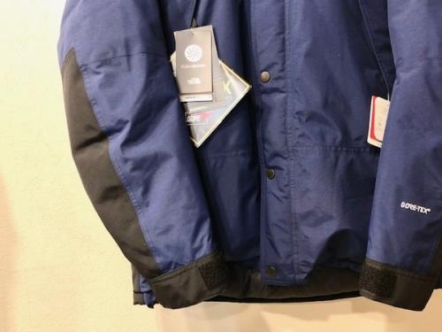 ザノースフェイスのマウンテンダウンジャケット