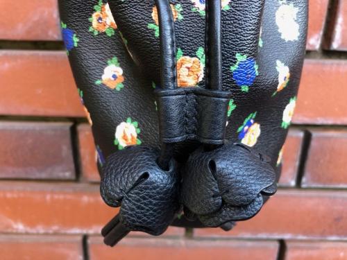 コーチの巾着バック