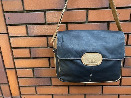 ラグジュアリーブランドのLOEWE