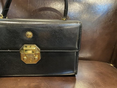 ラグジュアリーブランドのVERSACE