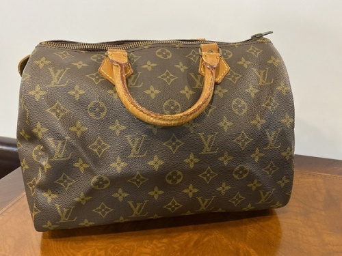 ラグジュアリーブランドのLOUIS VUITTON