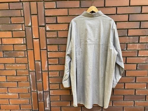 ジエダのシャツ