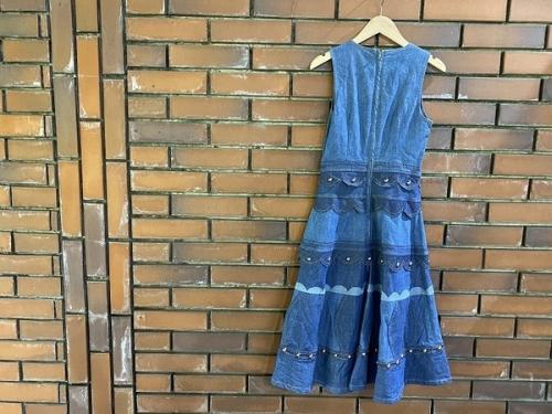 レッドヴァレンティノのワンピース