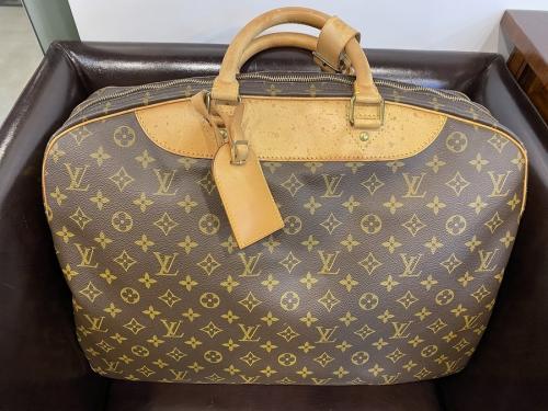 LOUIS VUITTONのルイ ヴィトン　