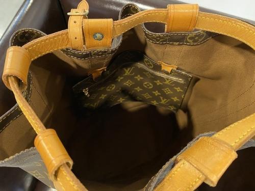 LOUIS VUITTONのルイ ヴィトン　